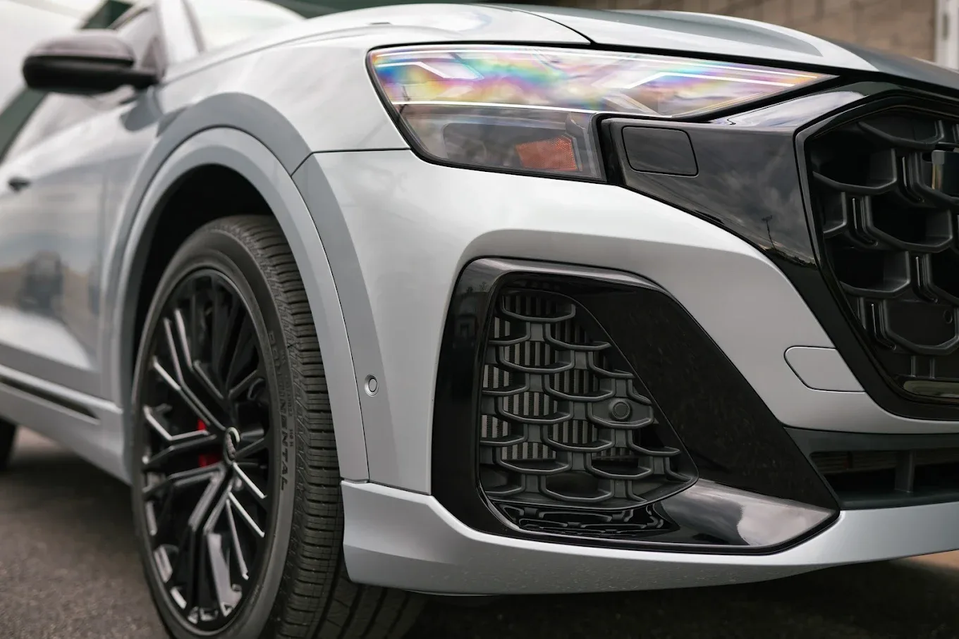 White Audi RS Q8 front detail